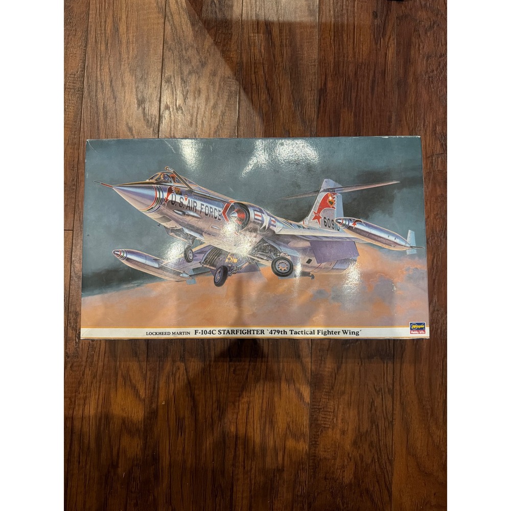 Hasegawa 1:32 Lockheed Martin F-104C Starfighter 479th TFW Model Kit 08133